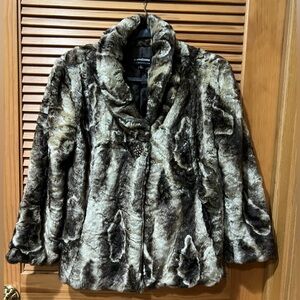 CoffeeShop Faux Fur Teddy Jacket in Brown and cream